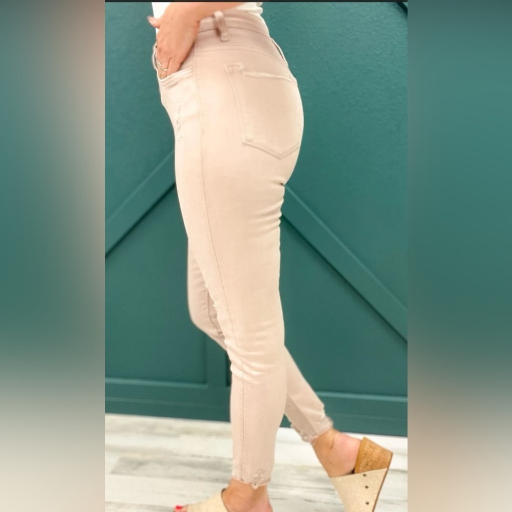 Vervet High Rise Cropped Skinny Jeans women’s size 29